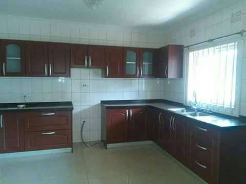 FOR RENT 3 Bedrooms Flat in Salama Park Lusaka 