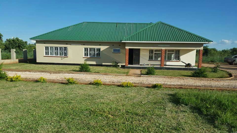 Beautiful 3 bedroom house  for sale in Makeni West Lusaka  